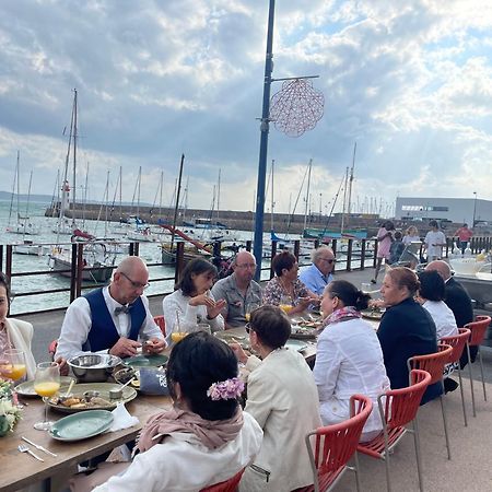 La Table De Jeanne Hotell Erquy Eksteriør bilde